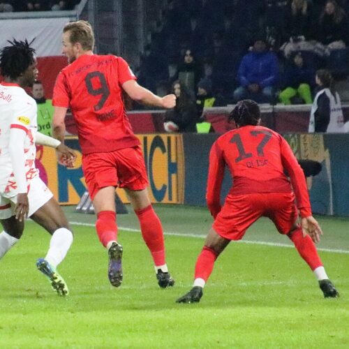 Bundesliga 2024-2025: Kane skjuter Bayern till titeln